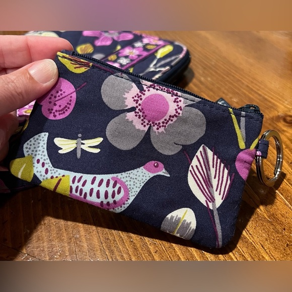 Vera Bradley Bundle  Retired Floral Nightingale E-Reader Tech Case & ID Wallet - Picture 7 of 15